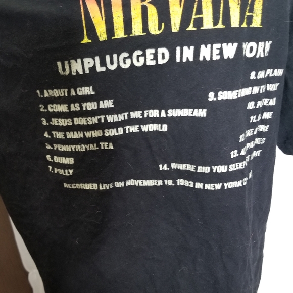 Vintage Nirvana Unplugged in New York Tshirt - Picture 5 of 5